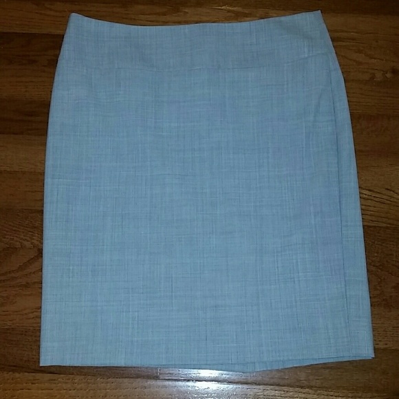 Dresses & Skirts - 🔶️5 for $30🔶️ Express Classic Gray Pencil Skirt